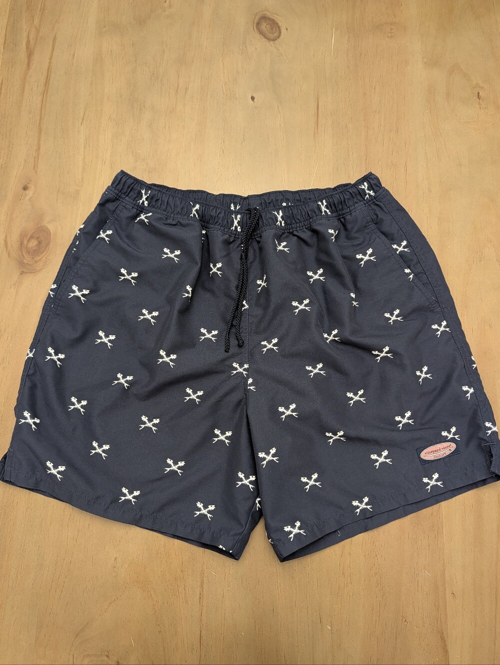 Vineyard Vines Navy & White Mens Swim Trunks Size Large